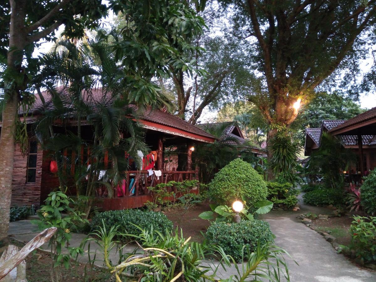 Euro Lanta White Rock Resort Koh Lanta Bilik gambar