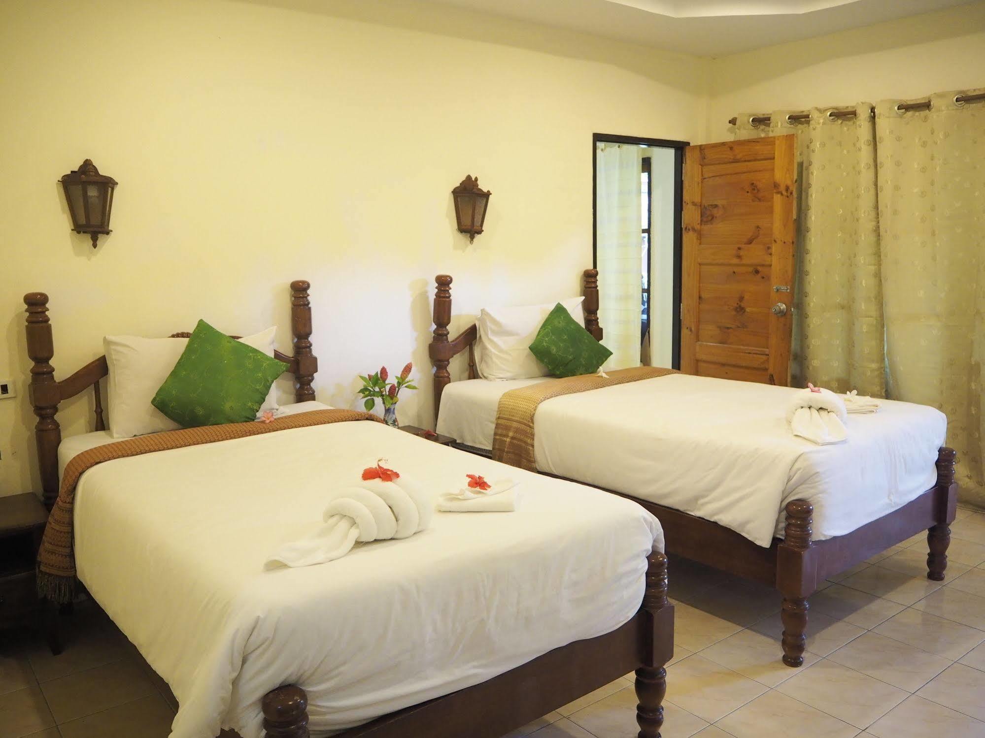 Euro Lanta White Rock Resort Koh Lanta Luaran gambar